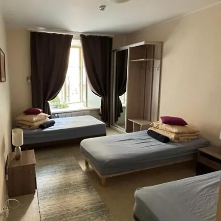 Zinc Old Town Hostal