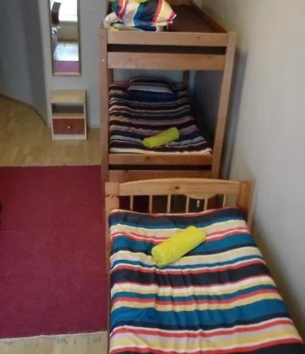 Hostal Zinc Old Town